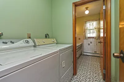 1350 Mount Carmel Avenue, Hamden, CT 06518 - Photo 24