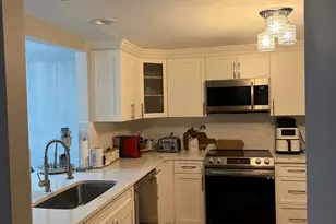 43 Sun Ridge Ln, Cromwell, CT 06416 - Photo 4