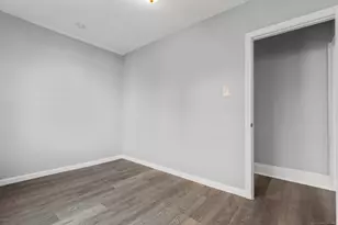 19 Whitmore St, Hartford, CT 06114 - Photo 16