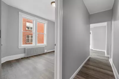 19 Whitmore Street, Hartford, CT 06114 - Photo 10