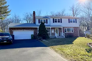 44 Crabapple Rd, Windsor, CT 06095 - Photo 2