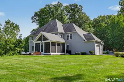 32 Guernsey Lane, Avon, CT 06001 - Photo 6