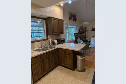 8 Crown Avenue, Norwalk, CT 06854 - Photo 6