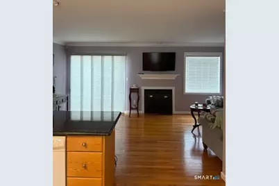 396 Main Street #APT 2, Wallingford, CT 06492 - Photo 2