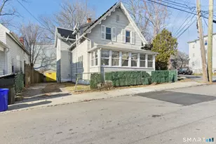 31 Grand St, New London, CT 06320 - Photo 2