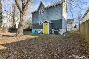 31 Grand St, New London, CT 06320 - Photo 24