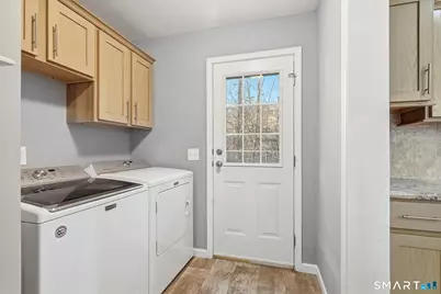 2 Greenlawn Drive, Danbury, CT 06810 - Photo 20