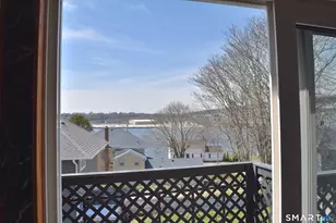 22 Broad St, Groton, CT 06340 - Photo 12