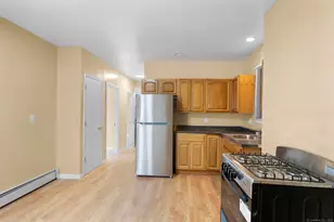 155 Babcock St, Hartford, CT 06106 - Photo 2