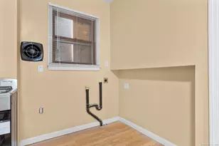 155 Babcock St, Hartford, CT 06106 - Photo 8