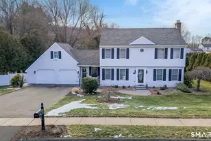 42 Anton Ln, Berlin, CT 06037 - Photo 2