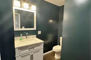 41 Nash Pl, Norwalk, CT 06854 - Photo 10