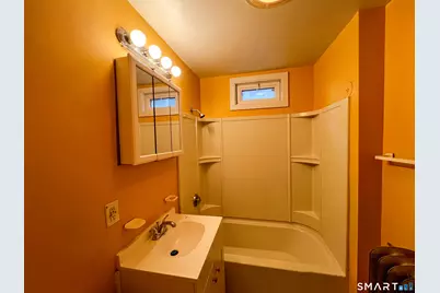 104 Westbourne Parkway, Hartford, CT 06112 - Photo 8