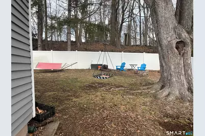 64 Victoria Drive, Meriden, CT 06450 - Photo 2