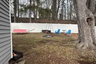 64 Victoria Dr, Meriden, CT 06450 - Photo 2