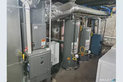 31 Lexington Avenue, Norwalk, CT 06854 - Photo 10