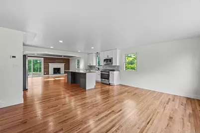 15 Lancaster Road, Glastonbury, CT 06033 - Photo 14