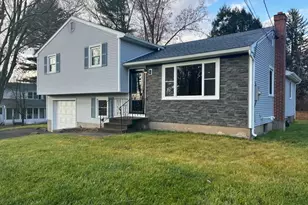 15 Lancaster Rd, Glastonbury, CT 06033 - Photo 2