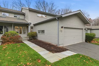 11 Brenthaven #11, Avon, CT 06001 - Photo 2