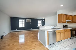 65 Sheridan St, Danbury, CT 06810 - Photo 14