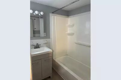 26 Mount Pleasant Street #1, Derby, CT 06418 - Photo 4