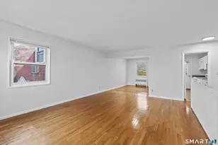 30 Hamilton Ct, Stamford, CT 06902 - Photo 4