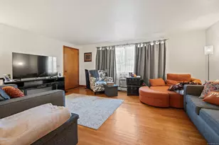 11 Crosby St, West Hartford, CT 06119 - Photo 26