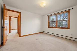 11 Crosby St, West Hartford, CT 06119 - Photo 18