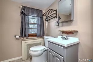 14 Ely St, West Haven, CT 06516 - Photo 32