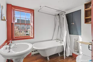 104 Silver Ln, East Hartford, CT 06118 - Photo 14