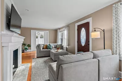 18 Giddings Avenue, Windsor, CT 06095 - Photo 12
