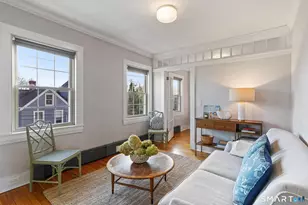 27 Nash Ln, Bridgeport, CT 06605 - Photo 8