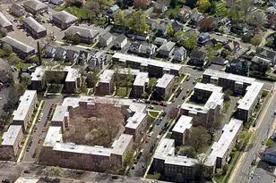 27 Nash Ln, Bridgeport, CT 06605 - Photo 24