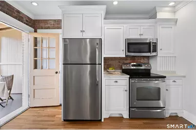 27 Nash Lane #5, Bridgeport, CT 06605 - Photo 6