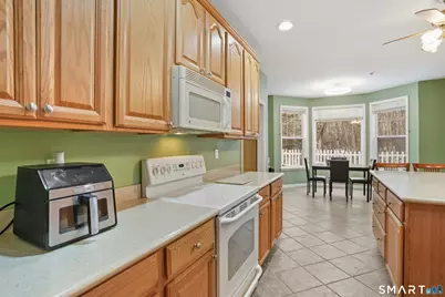 79 Suzie Drive #79, Newtown, CT 06470 - Photo 16