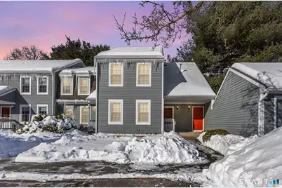 195 Oakland Street #APT A, Manchester, CT 06042 - Photo 1