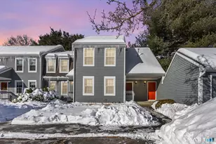 195 Oakland St, Manchester, CT 06042 - Photo 1