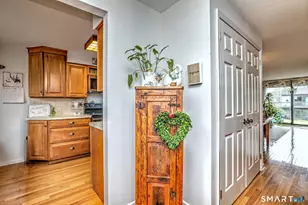 7 Harbour Village, Branford, CT 06405 - Photo 16