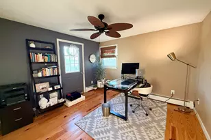 105 Riverside Dr, Meriden, CT 06451 - Photo 26