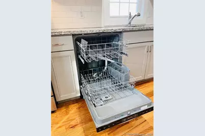 31 Brainerd Road, Branford, CT 06405 - Photo 4