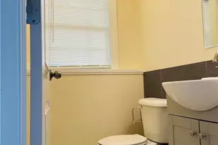 31 Brainerd Rd, Branford, CT 06405 - Photo 12