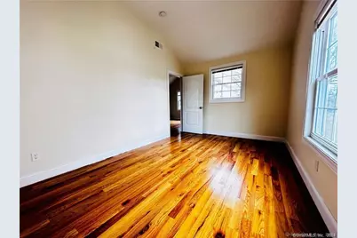 31 Brainerd Road, Branford, CT 06405 - Photo 24