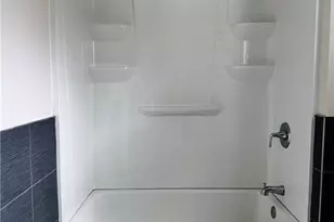 31 Brainerd Rd, Branford, CT 06405 - Photo 22