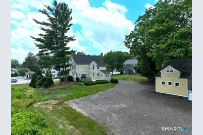 8 West High Street, East Hampton, CT 06424 - Photo 4