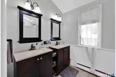 829 Wells Road, Wethersfield, CT 06109 - Photo 16