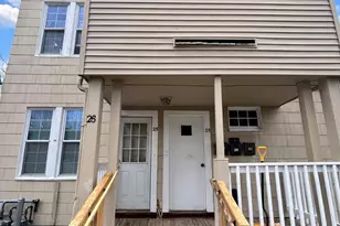 23 Edward St, New Britain, CT 06051 - Photo 2