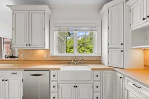 1 Flower Farm Ln, Westport, CT 06880 - Photo 6