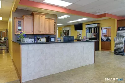 1695 Poquonock Avenue, Windsor, CT 06095 - Photo 4