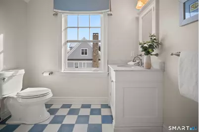 324 Sunnieholme Drive, Fairfield, CT 06824 - Photo 32