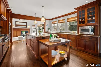 324 Sunnieholme Drive, Fairfield, CT 06824 - Photo 10